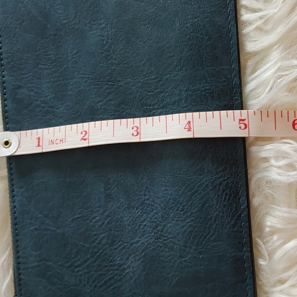 🍁NWT Simply Noelle blue wallet - Picture 8 of 9